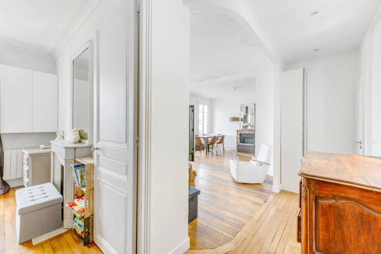 Appartamento Place De La Mairie Levallois-Perret Esterno foto